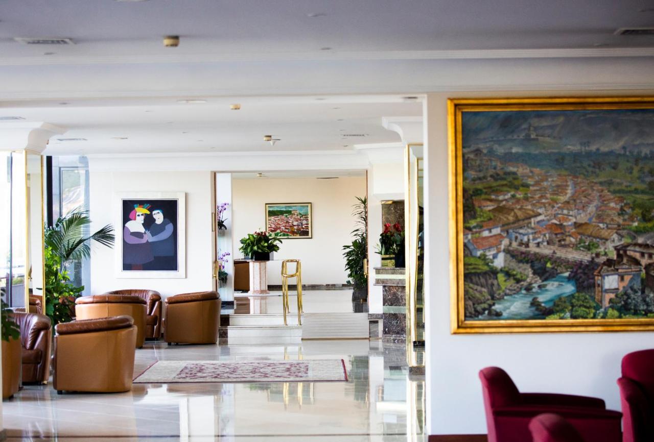 Hotel Miracorgo Вила-Реал Экстерьер фото